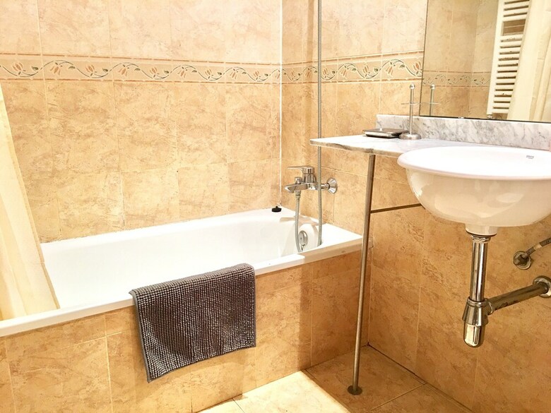 Apartamentos �tico Fant�stico Con Terraza En El Centro
