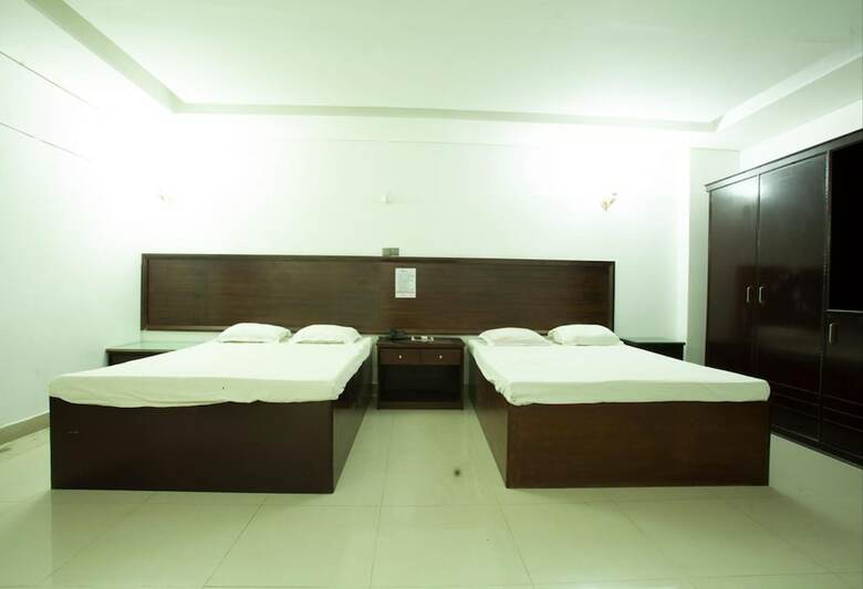 Rax Hotel And Restaurant