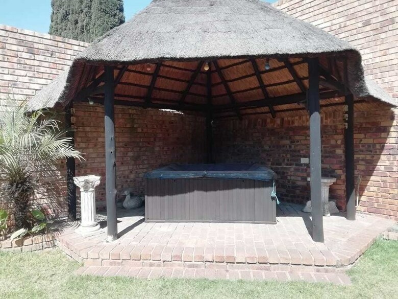 Acquila Bed And Breakfast
