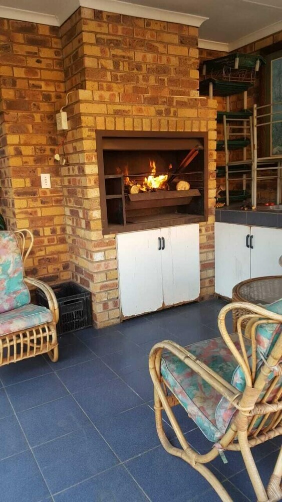 Acquila Bed And Breakfast