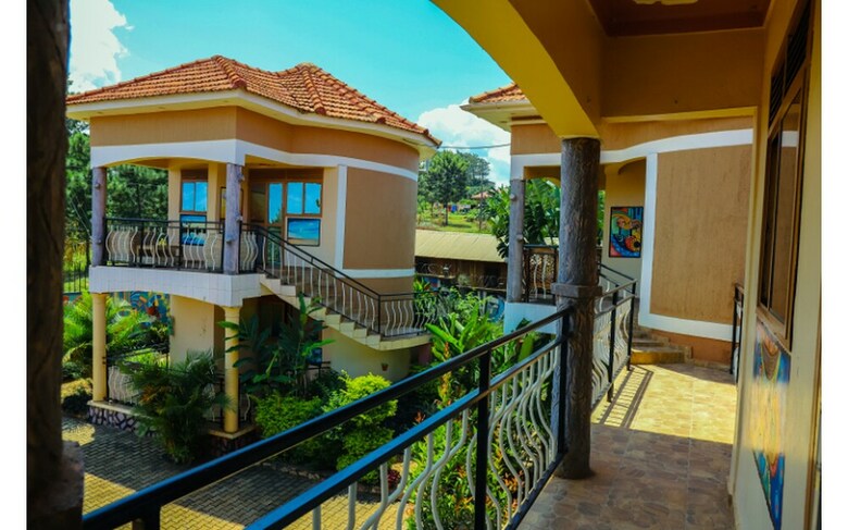 Hotel Pacific Cottages And Guest House