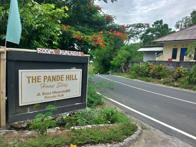 Bed & Breakfast The Pande Hill Homestay