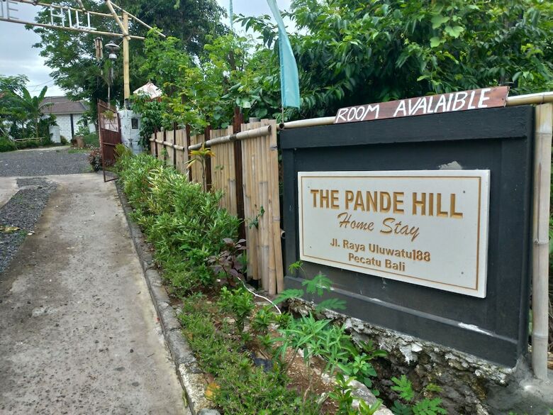 Bed & Breakfast The Pande Hill Homestay