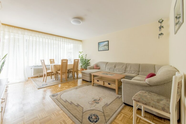 Private Apartment Ossietzkyring