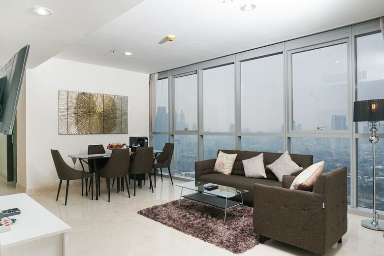 Luxurious 2br Ciputra World 2 Apartment Near Scbd