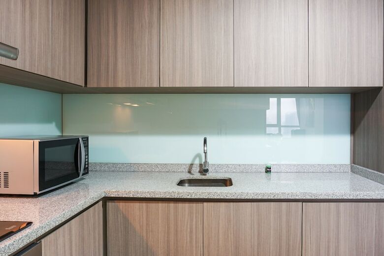 Luxurious 2br Ciputra World 2 Apartment Near Scbd