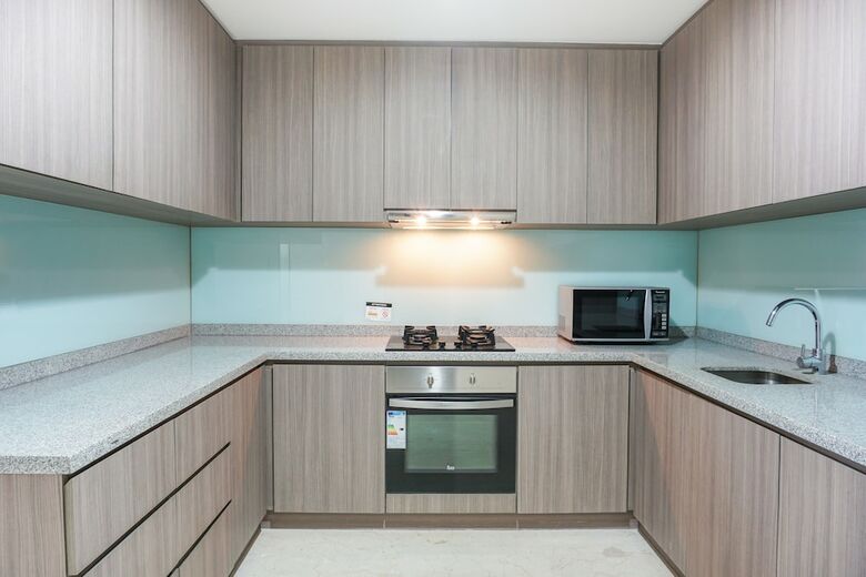 Luxurious 2br Ciputra World 2 Apartment Near Scbd