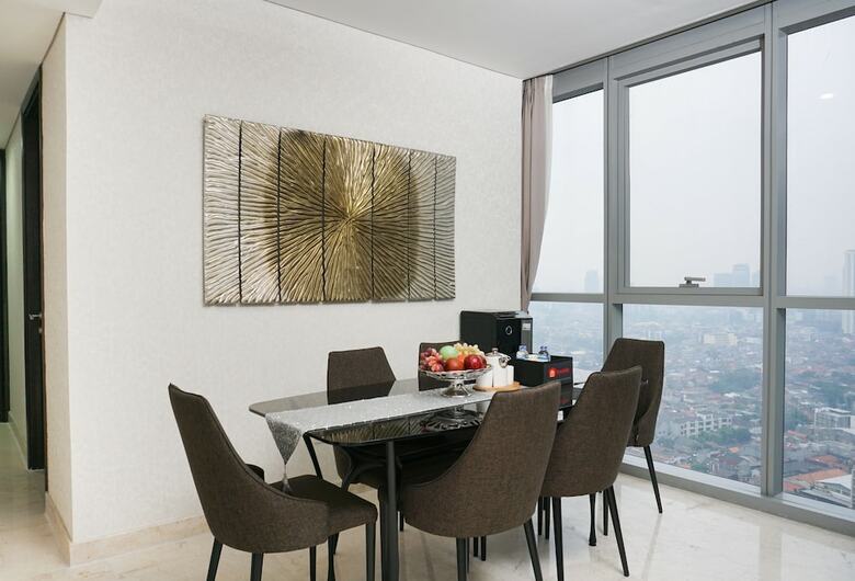 Luxurious 2br Ciputra World 2 Apartment Near Scbd