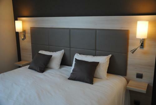 Brit Hotel Vend�e Mer