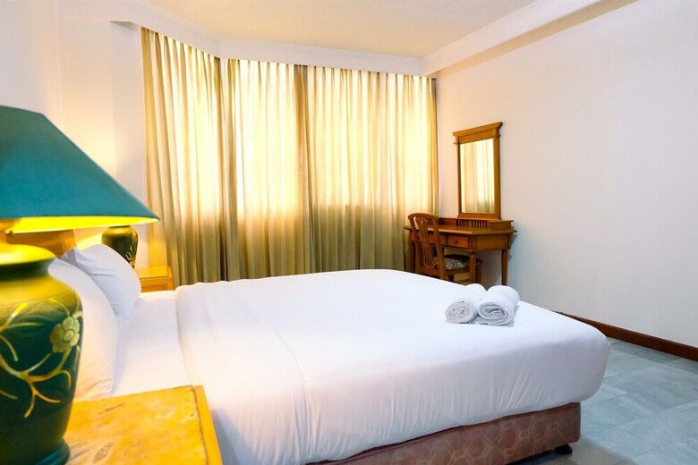 Prime 3br Senopati Apartment Close To Scbd