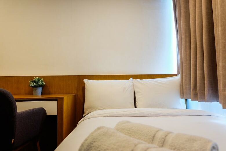 Spacious Elegant 2br Veranda Residence @ Puri Apartment