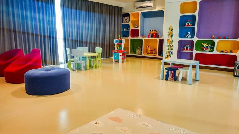 Spacious Elegant 2br Veranda Residence @ Puri Apartment