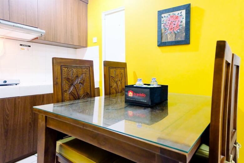 Colorful 2br Apartment @ Mutiara Bekasi