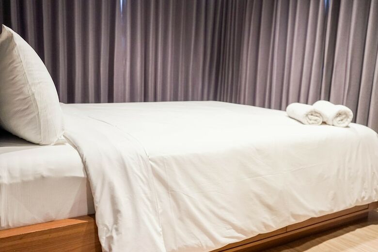 Luxurious And Clean 2br Lexington Residence Apartment