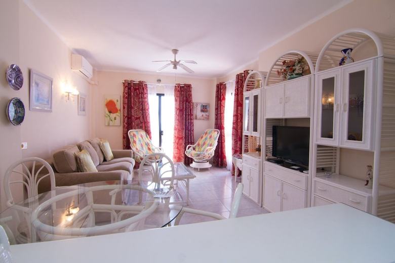 Apartamento Capistrano Playa 512