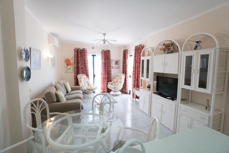 Apartamento Capistrano Playa 512