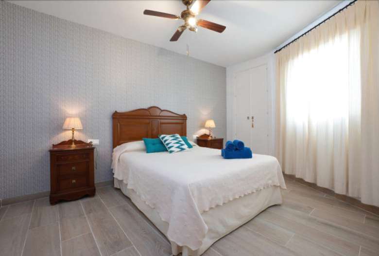 Apartamento Urbanizaci�n Las Palmeras 80