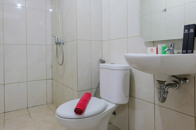 Elegant 2br At The Nest Puri Apartment