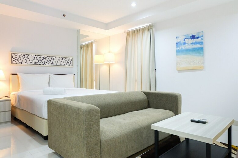 Spacious Studio Room @ Azalea Suites Apartment