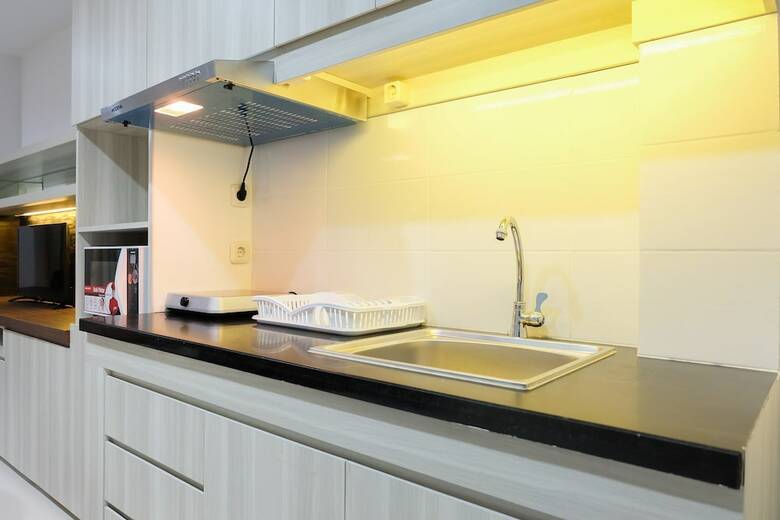 Spacious Studio Room @ Azalea Suites Apartment