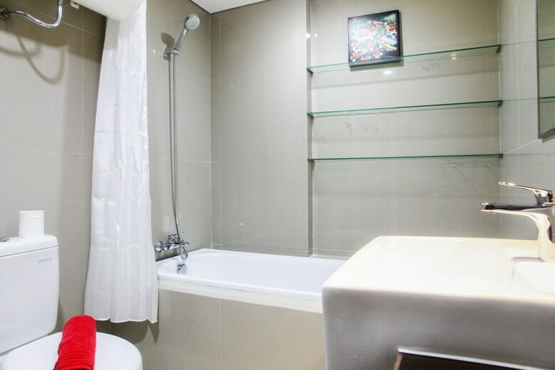 Spacious Studio Room @ Azalea Suites Apartment