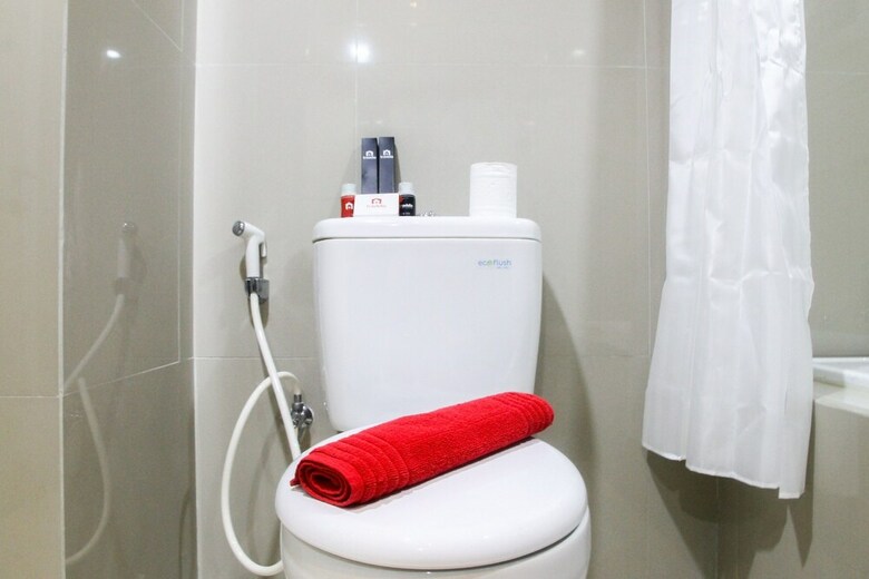 Spacious Studio Room @ Azalea Suites Apartment