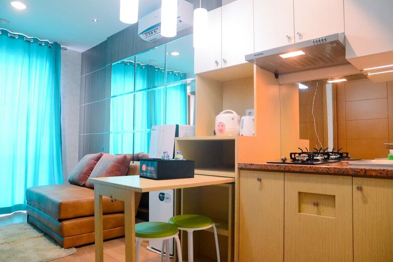 Full Parquette 2br @ Cinere Bellevue Apartment