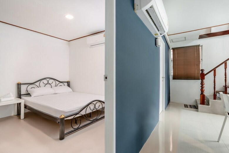 Hostal Sleepyhead Hostel