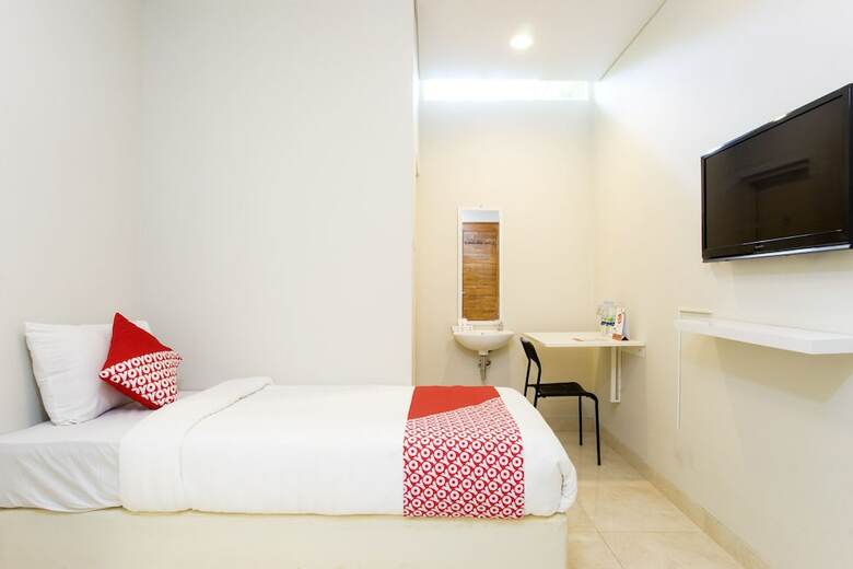 Hotel Oyo 1369 Griya Damai Syariah