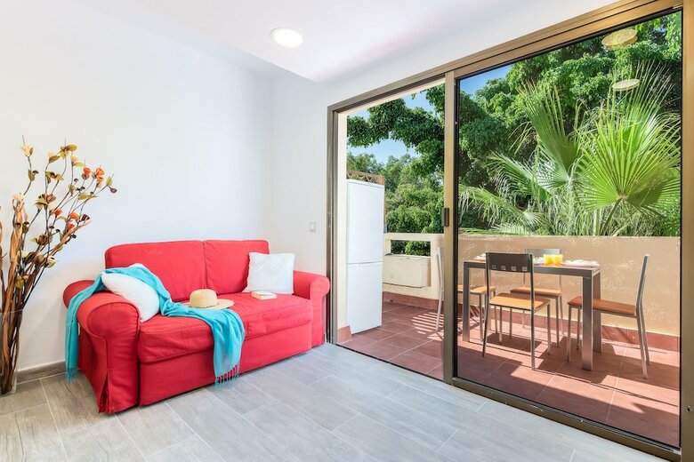 G30. Playa Fa�ab�, Comfortable Apartment, Wifi, Swimming Pool!
