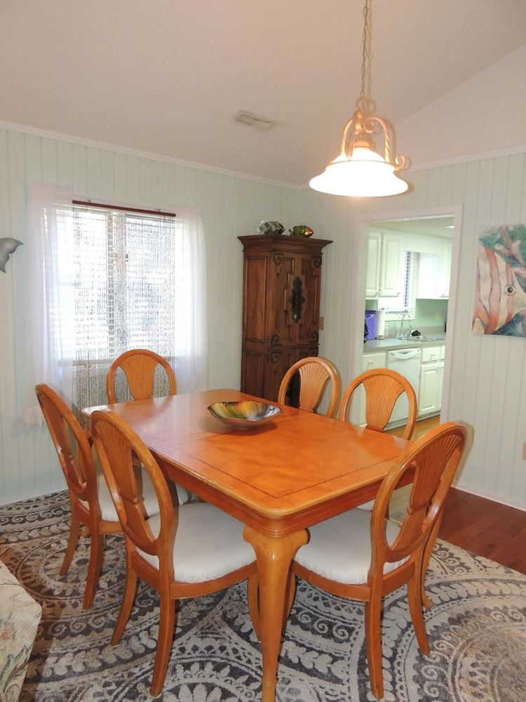 Summer Cottage By Myrtle Beach Vr