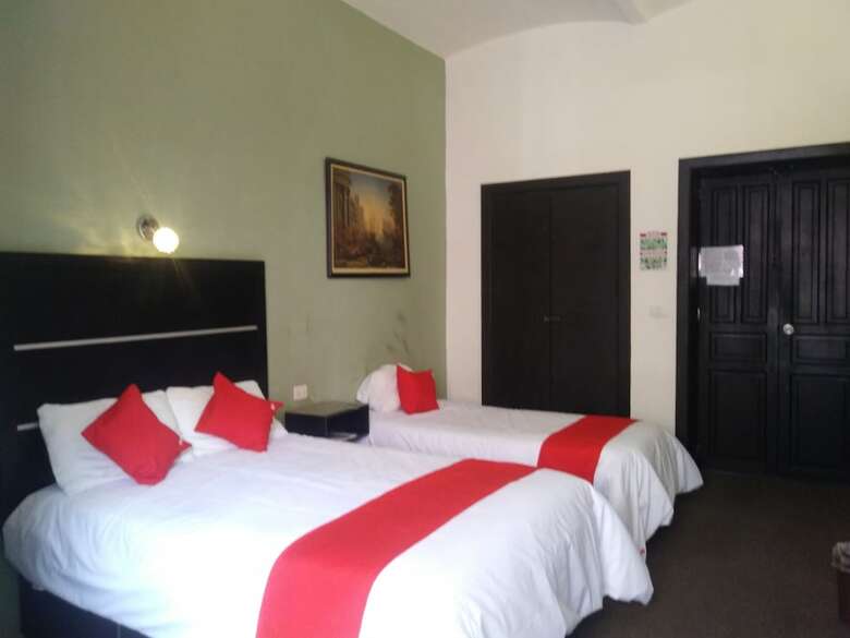 Oyo Hotel 304