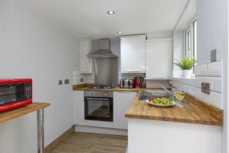 Deluxe Riverview Apartment
