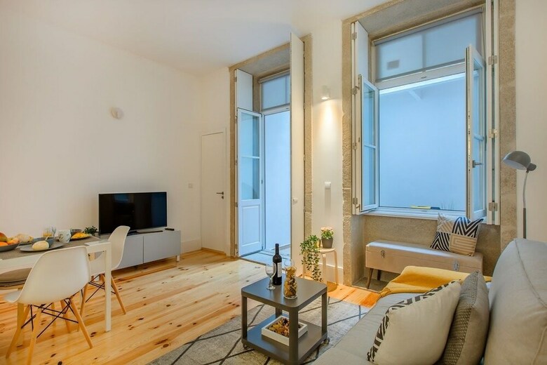 Santa Catarina Experience In Porto Apartment