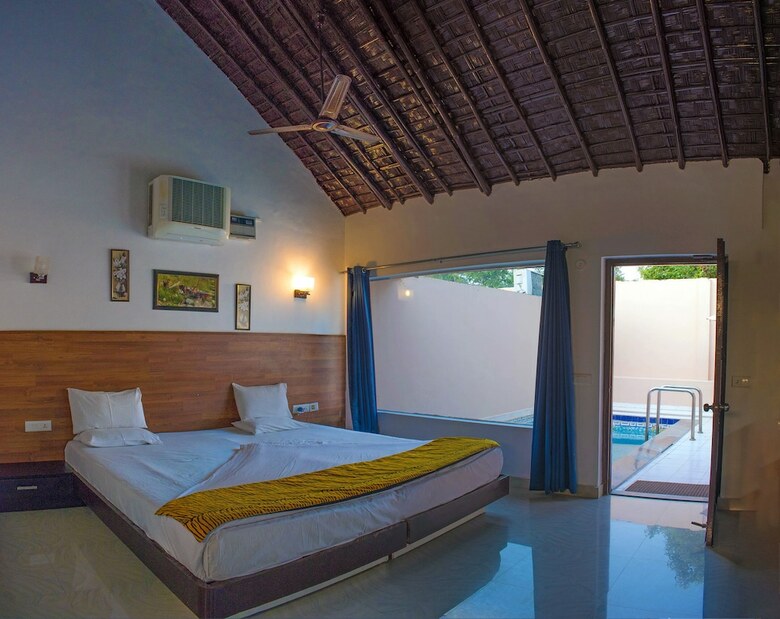 Hotel Corbett Fun Resort