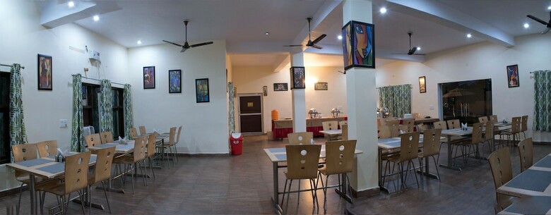 Hotel Corbett Fun Resort