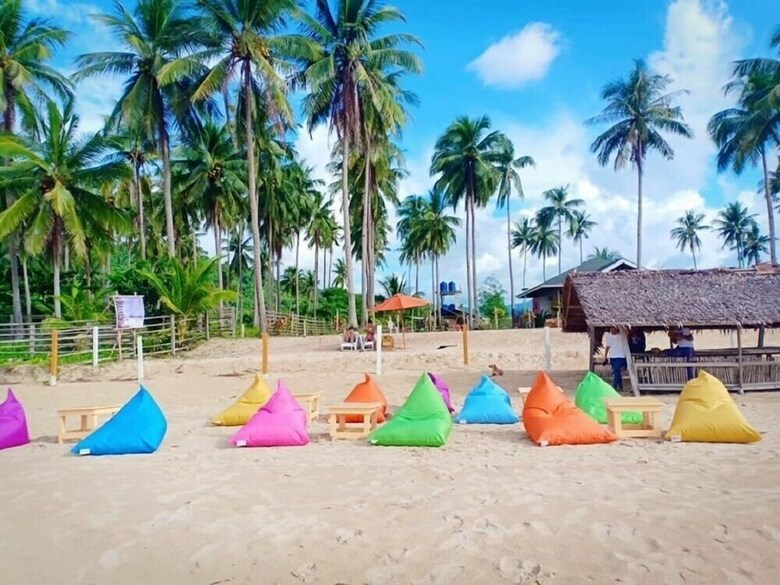 Hotel Seaside Hue Resort