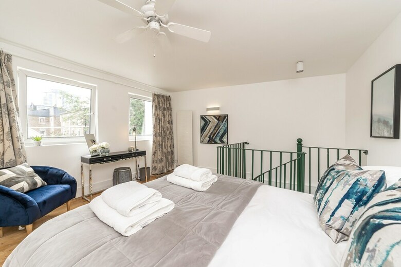 Apartamentos Earls Court House With Patio