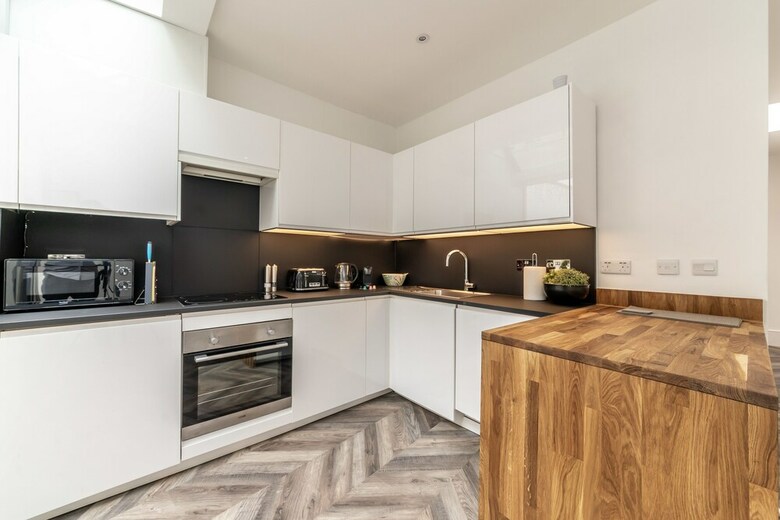 Apartamentos Earls Court House With Patio