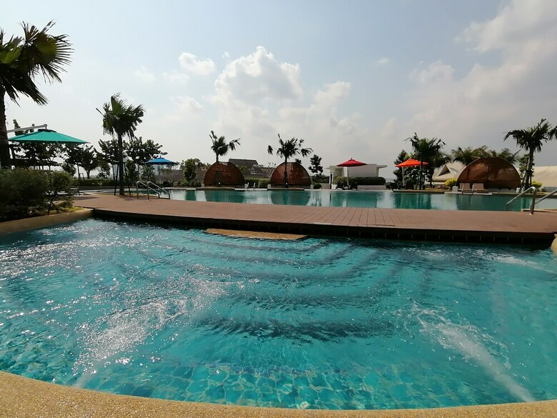 Almas Suites Puteri Harbour Hello Kitty
