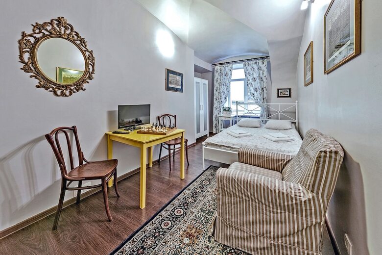 Bed & Breakfast Friends Rooms On Griboedova 12