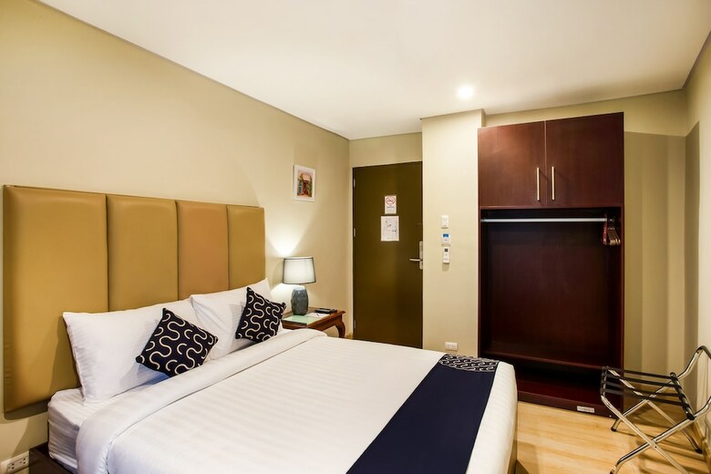 Capital O 461 Asrodel Hotel
