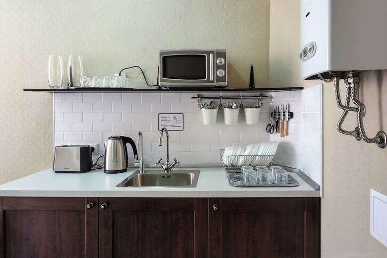 Bed & Breakfast Friends Rooms On Vosstaniya