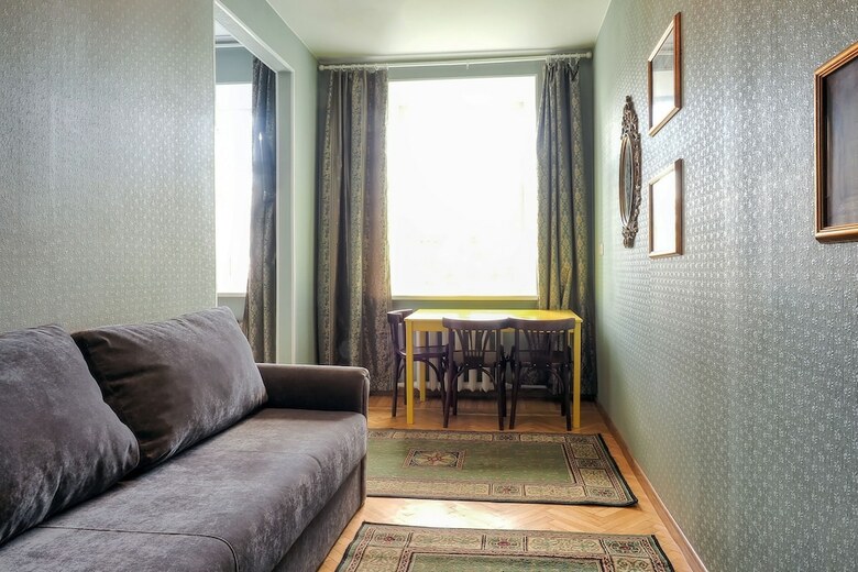 Bed & Breakfast Friends Rooms On Vosstaniya
