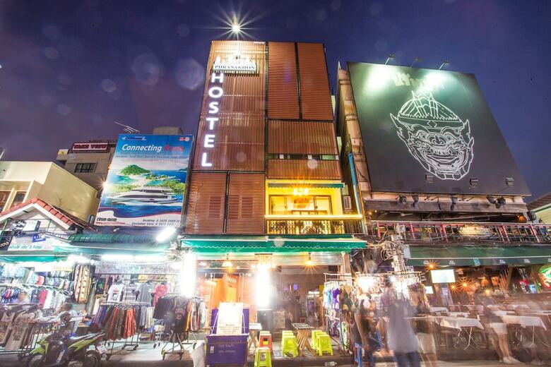 Hostal Phranakorn Hostel - Adults Only