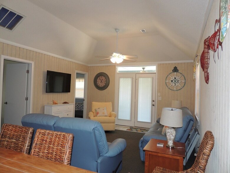 Guest Cottage #28