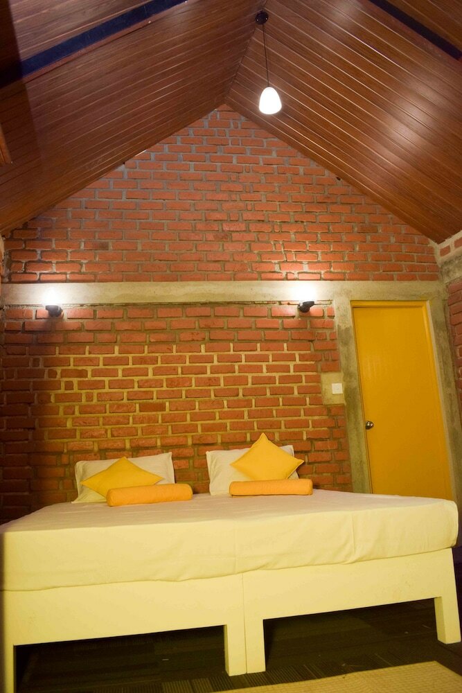 Hotel Laana Villa