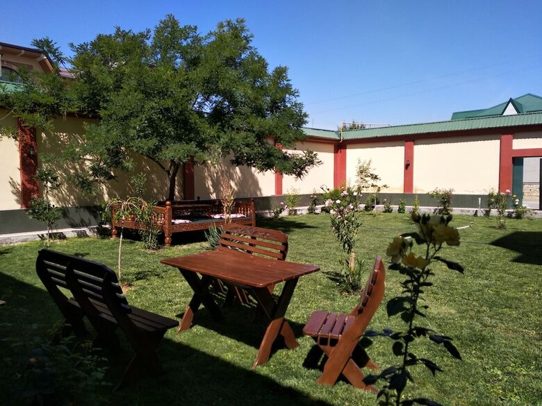 Chinor Garden Hotel