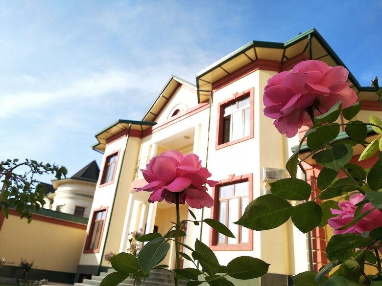 Chinor Garden Hotel