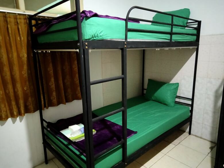 Hostal Moshi-moshi - Hostel